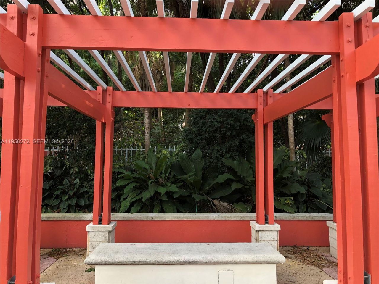 255 Sunrise Dr, Unit 305, Key Biscayne, FL 33149 Photo