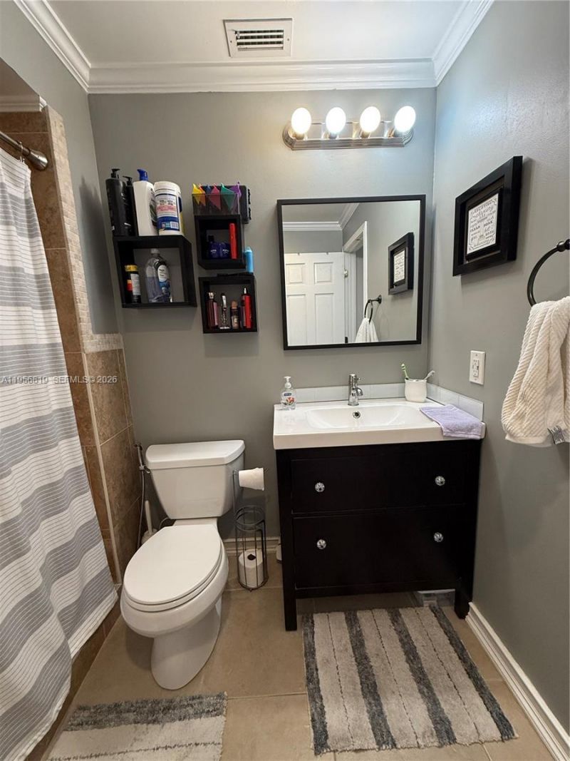 11039 SW 152nd Ct, Miami, FL 33196 Photo