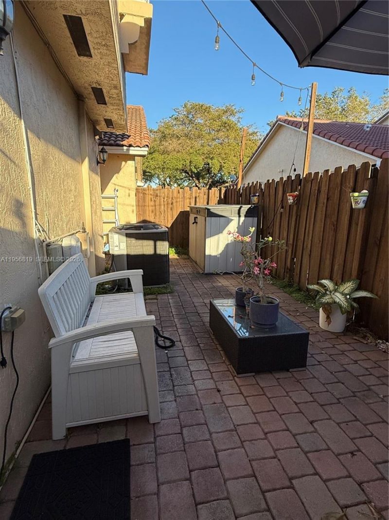 11039 SW 152nd Ct, Miami, FL 33196 Photo