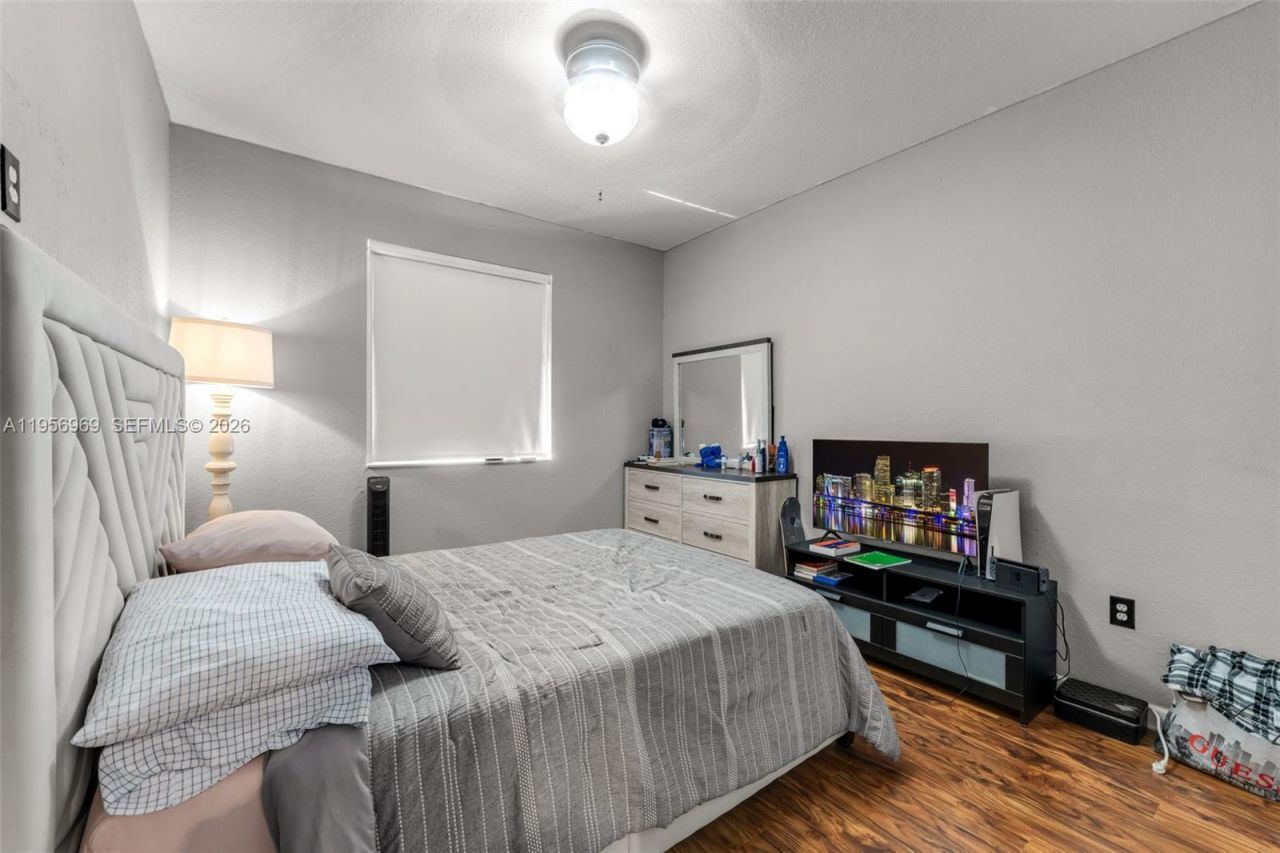 12965 SW 133rd Ter, Miami, FL 33186 Photo