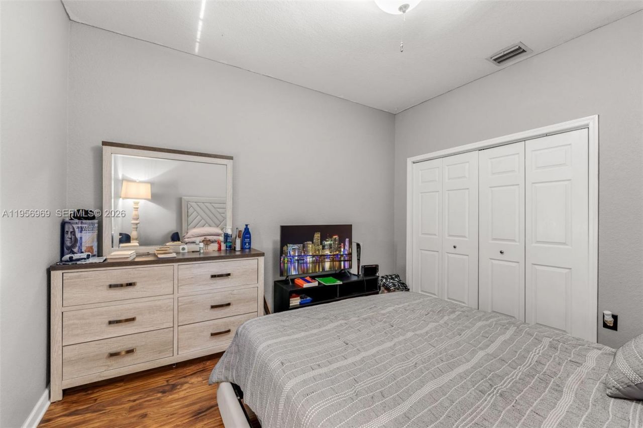 12965 SW 133rd Ter, Miami, FL 33186 Photo