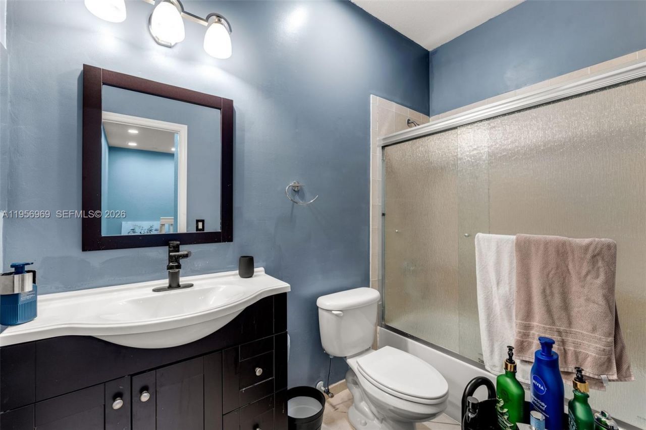 12965 SW 133rd Ter, Miami, FL 33186 Photo