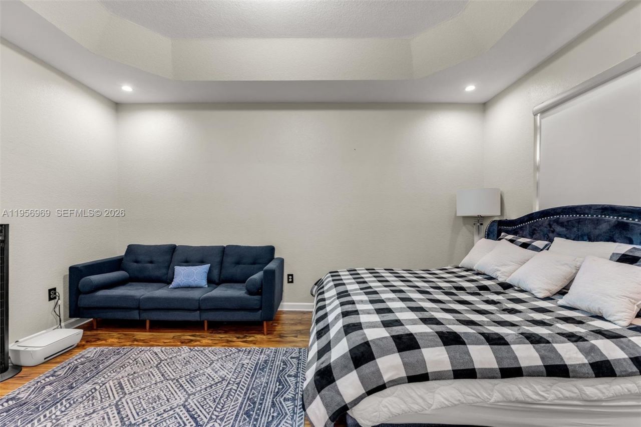 12965 SW 133rd Ter, Miami, FL 33186 Photo