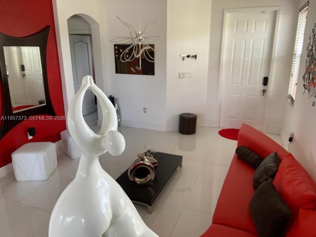 7586 NW 113th Path, Doral, FL 33178 Photo