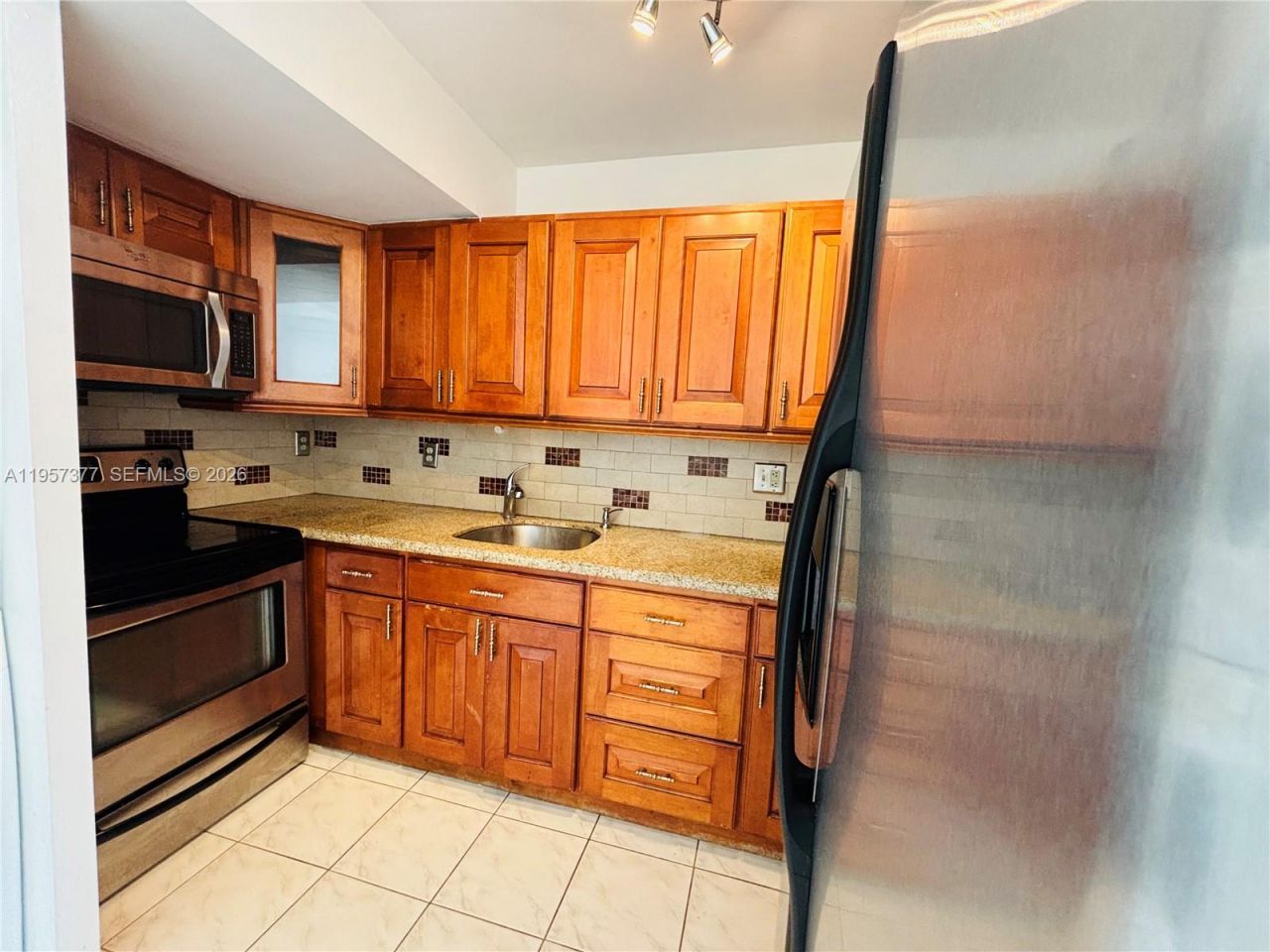 6992 NW 166th Ter, Unit 1704, Miami Lakes, FL 33014 Photo