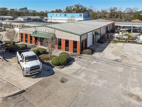 3663 PONTCHARTRAIN Drive, Slidell, LA 70458