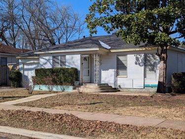 3013 Emmett Street, Dallas, TX 75211