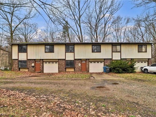 4298 S Main Street, Akron, OH 44319