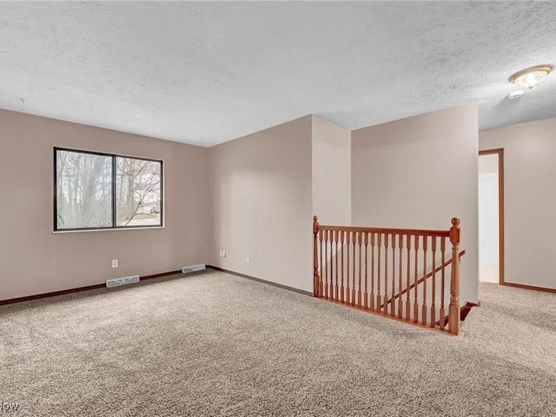 4298 S Main Street, Akron, OH 44319 Photo 22