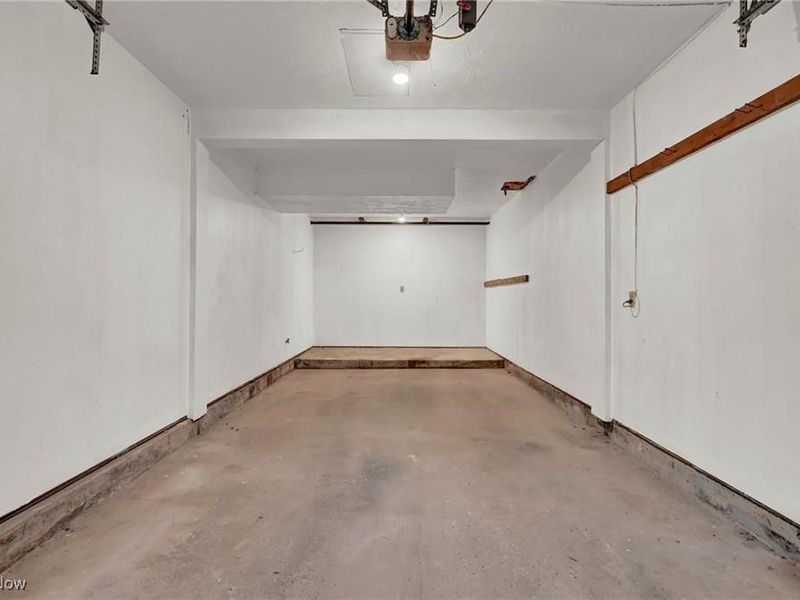 4298 S Main Street, Akron, OH 44319 Photo 27