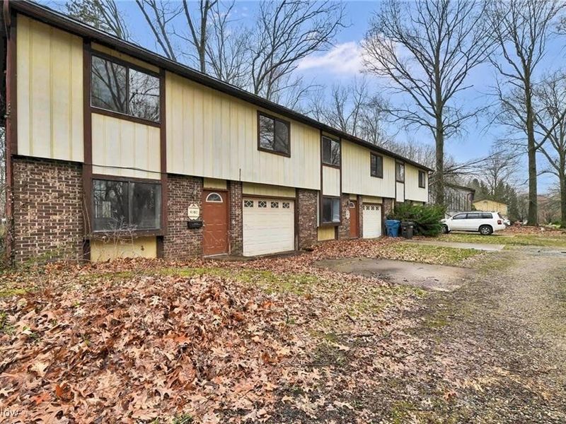 4298 S Main Street, Akron, OH 44319 Photo 3