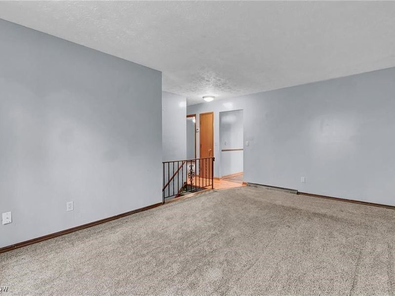 4298 S Main Street, Akron, OH 44319 Photo 9