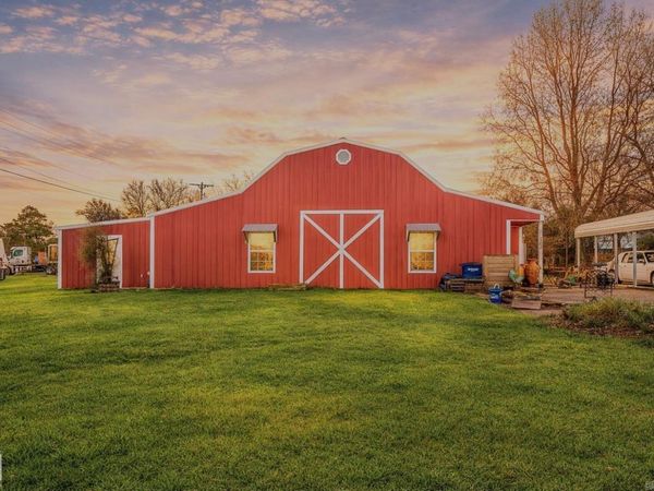 504 E Kentucky Street, Caraway, AR 72419