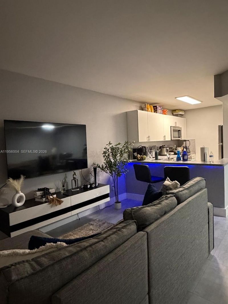 15354 SW 72nd St, Unit 31-11, Miami, FL 33193 Photo