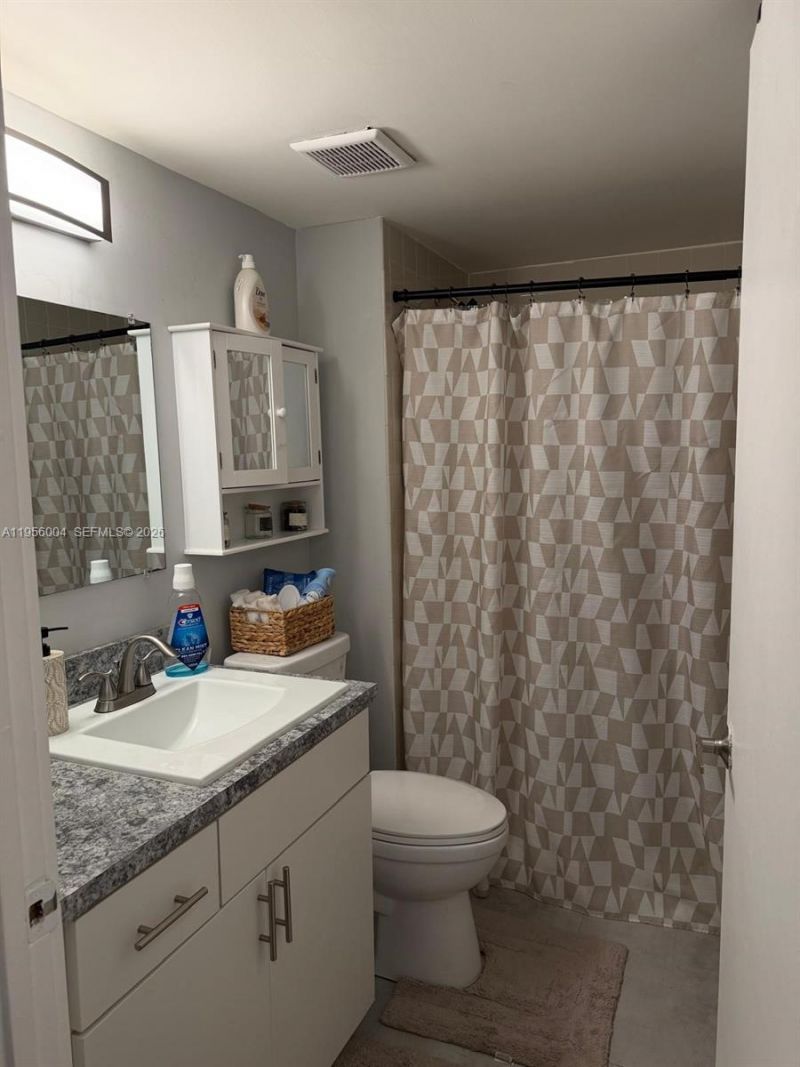 15354 SW 72nd St, Unit 31-11, Miami, FL 33193 Photo