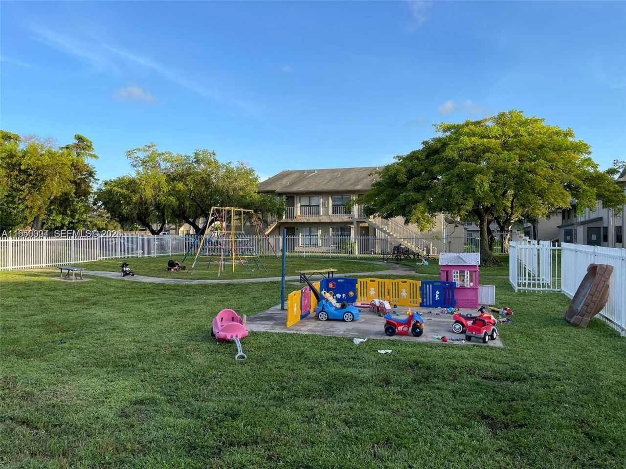 15354 SW 72nd St, Unit 31-11, Miami, FL 33193 Photo