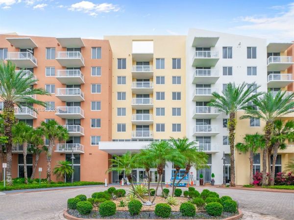 2775 NE 187th St , Unit 215, Aventura, FL 33180