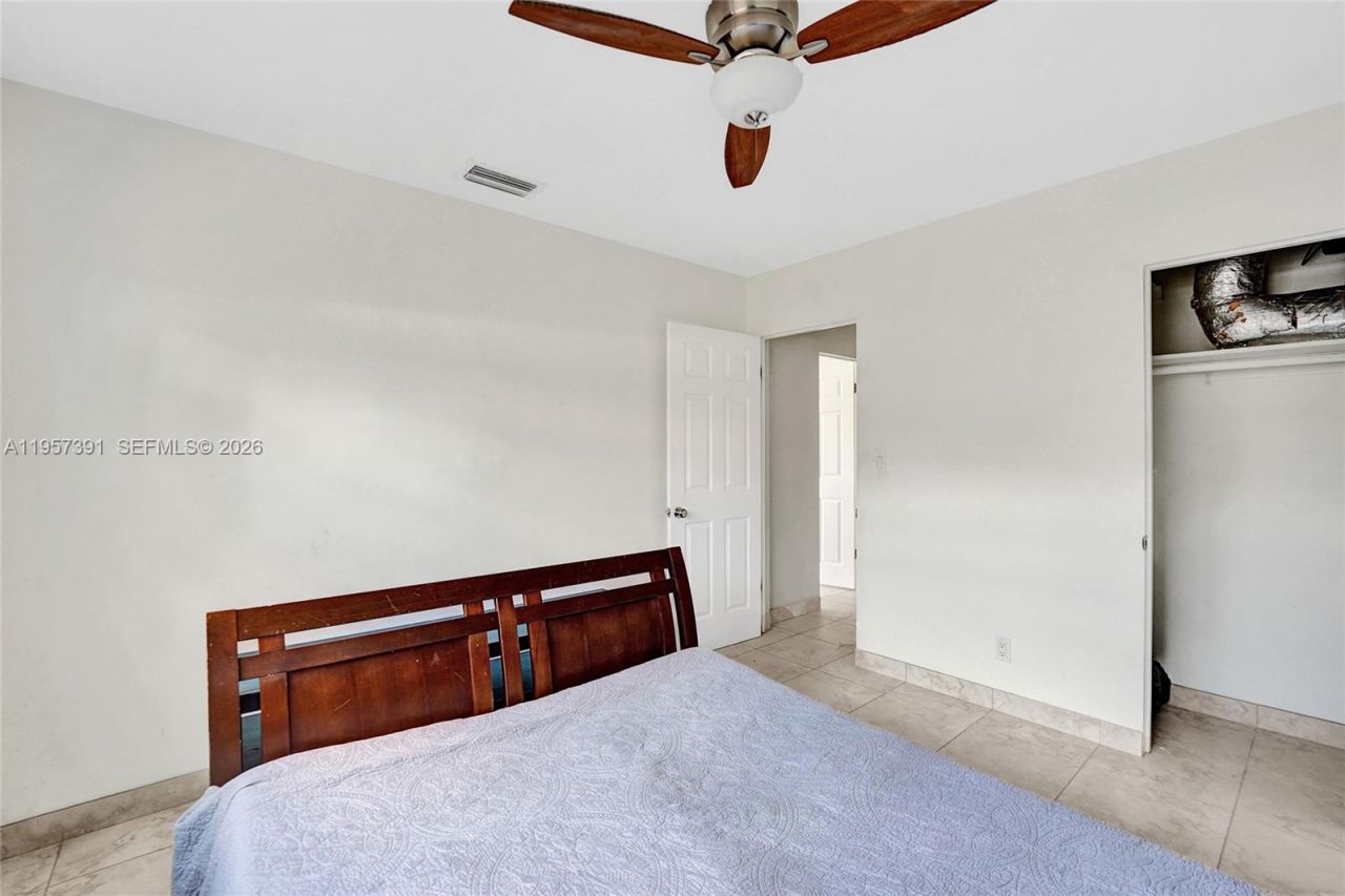 1121 Guava Isle, Fort Lauderdale, FL 33315 Photo