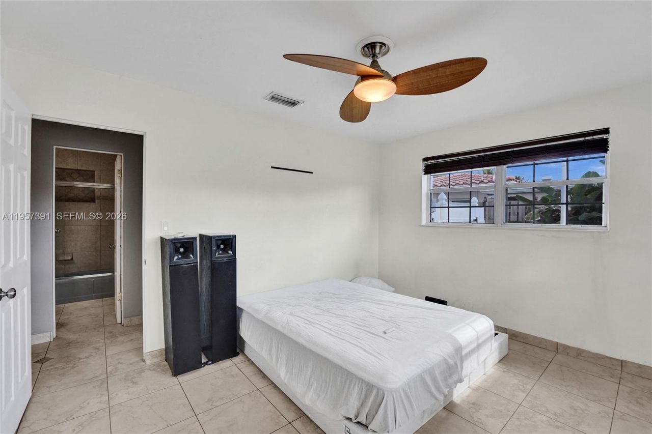 1121 Guava Isle, Fort Lauderdale, FL 33315 Photo