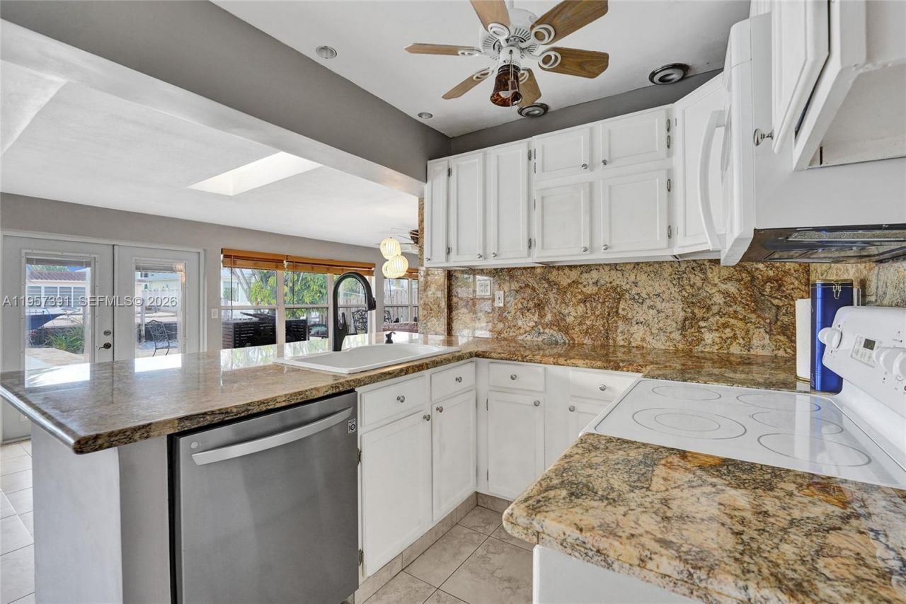 1121 Guava Isle, Fort Lauderdale, FL 33315 Photo