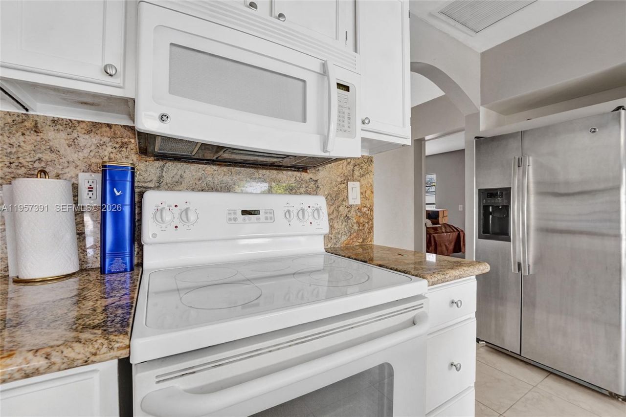 1121 Guava Isle, Fort Lauderdale, FL 33315 Photo