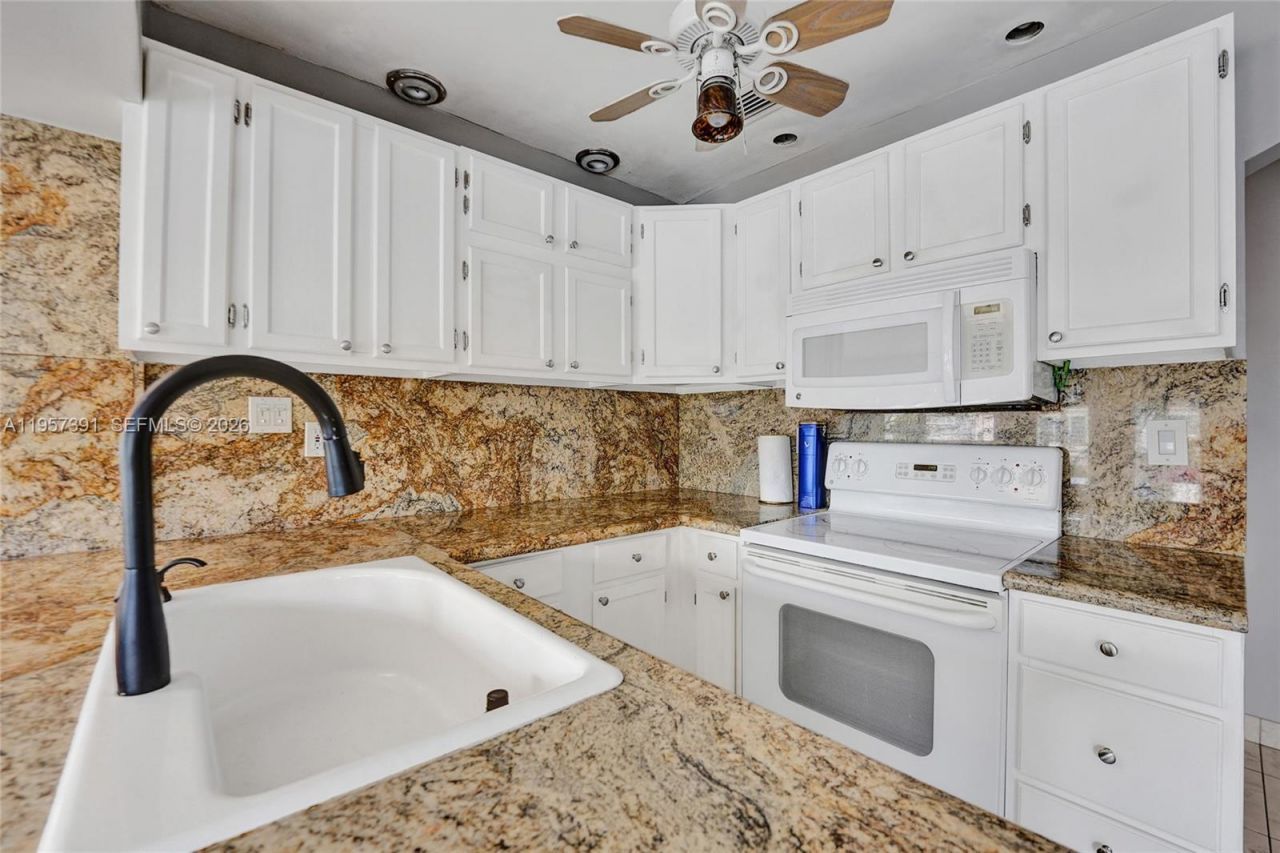 1121 Guava Isle, Fort Lauderdale, FL 33315 Photo