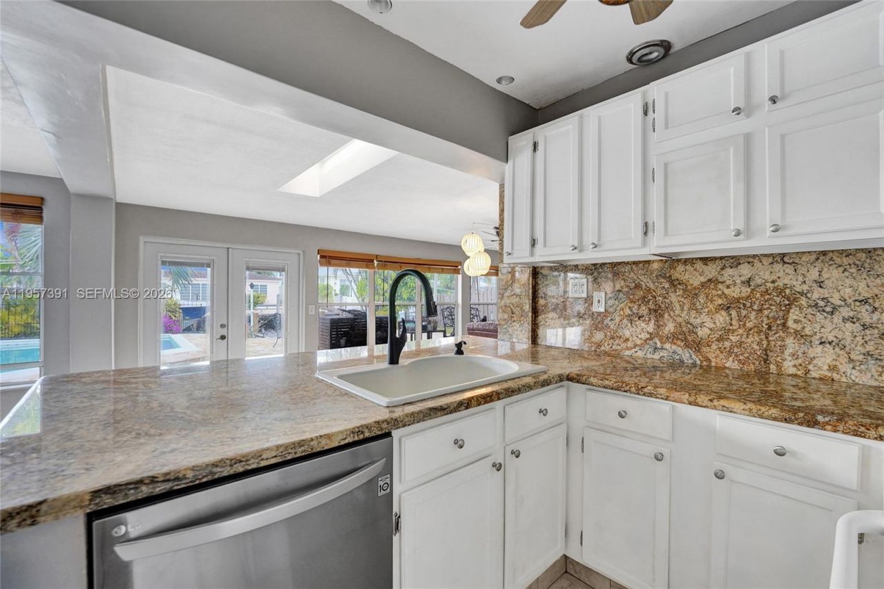 1121 Guava Isle, Fort Lauderdale, FL 33315 Photo