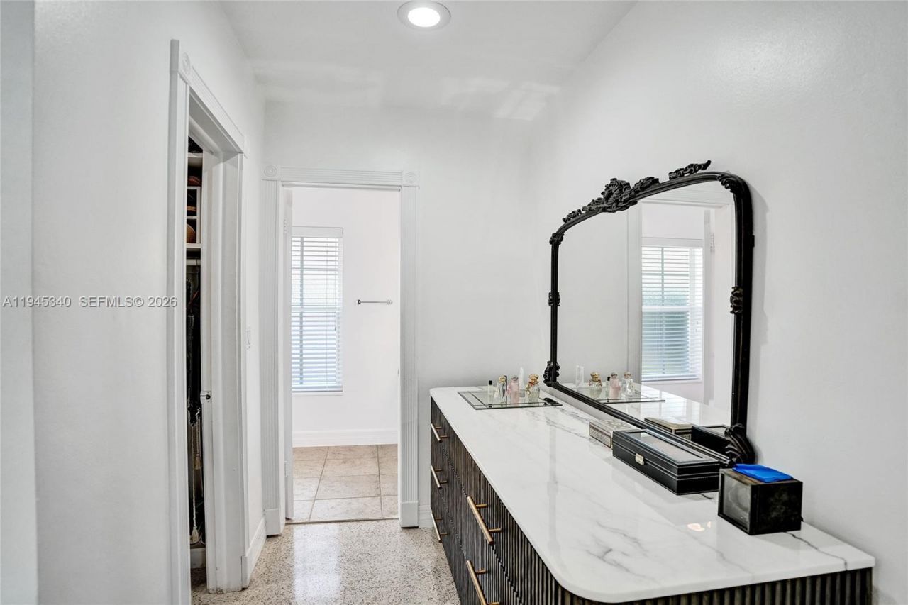 280 NE Spanish Ct, Unit 280, Boca Raton, FL 33432 Photo