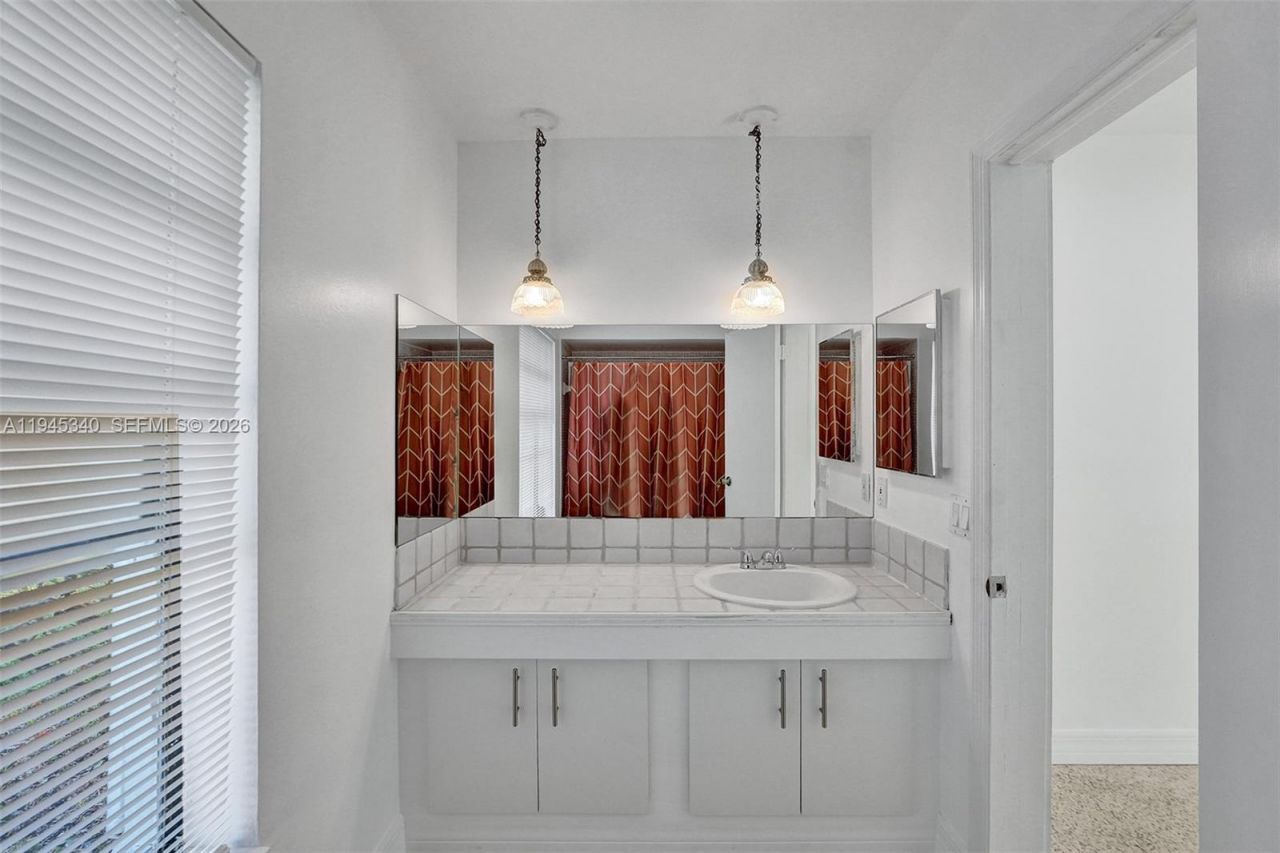 280 NE Spanish Ct, Unit 280, Boca Raton, FL 33432 Photo