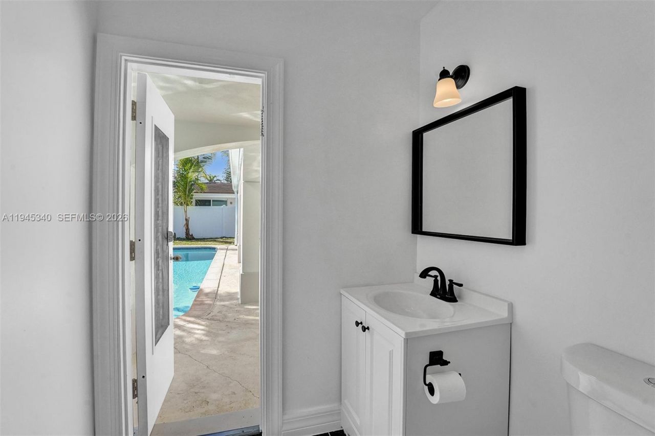 280 NE Spanish Ct, Unit 280, Boca Raton, FL 33432 Photo