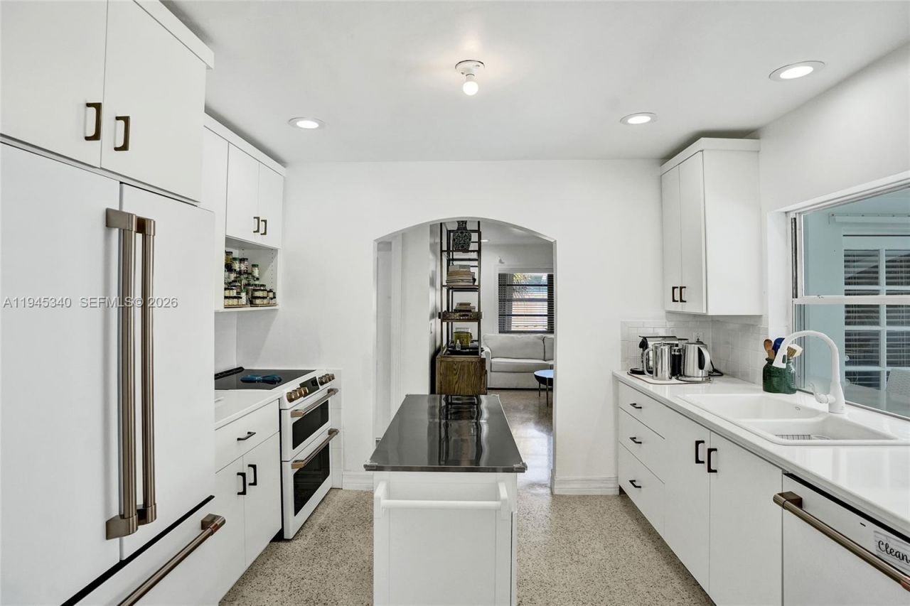 280 NE Spanish Ct, Unit 280, Boca Raton, FL 33432 Photo