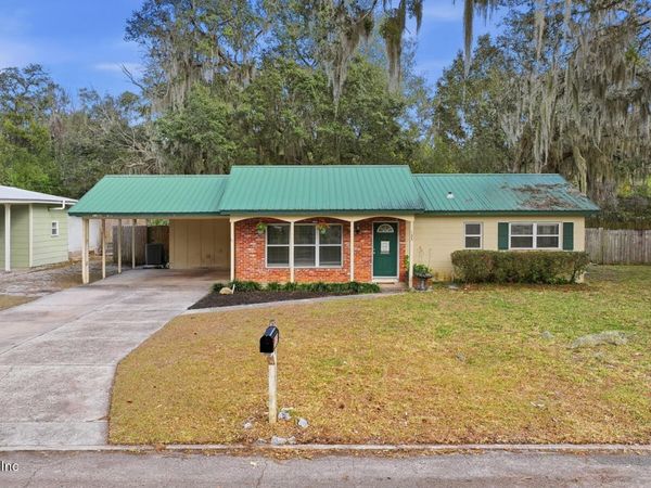 133 CRESTWOOD Avenue, Palatka, FL 32177