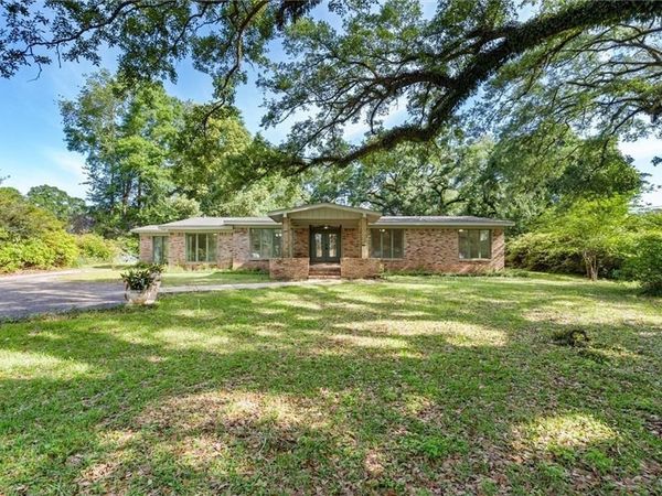 4242 Bit & Spur Road, Mobile, AL 36608