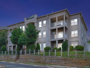 1067 GARDENVIEW LOOP, Unit 302, WOODBRIDGE, VA 22191