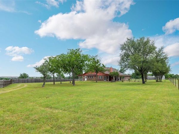 875 CR221, Stephenville, TX 76401