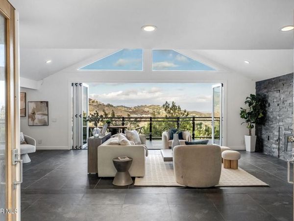 54 Saddlebow Road, Bell Canyon, CA 91307