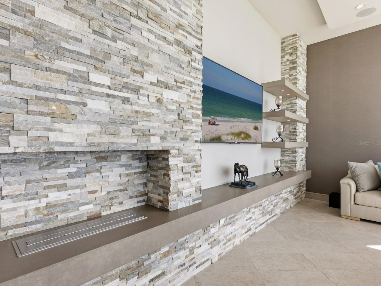 655 Longboat Club Road, Unit 1PH, Longboat Key, FL 34228 Photo