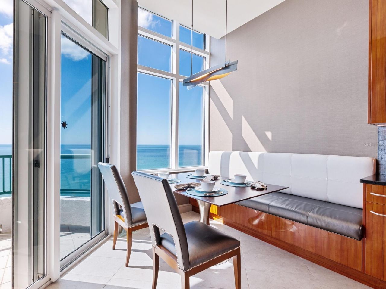 655 Longboat Club Road, Unit 1PH, Longboat Key, FL 34228 Photo