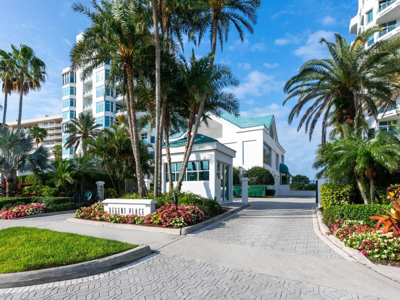 655 Longboat Club Road, Unit 1PH, Longboat Key, FL 34228 Photo