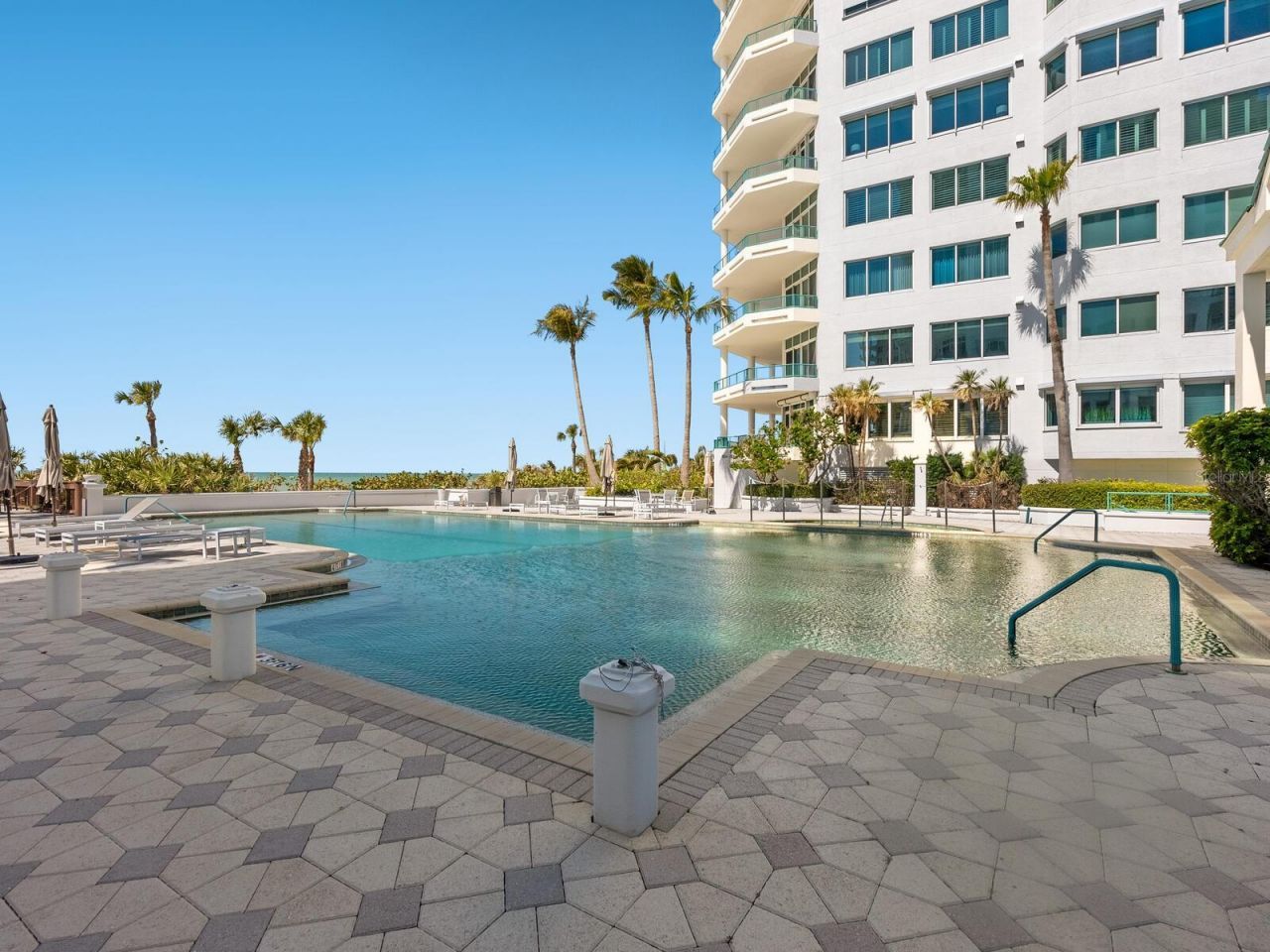 655 Longboat Club Road, Unit 1PH, Longboat Key, FL 34228 Photo