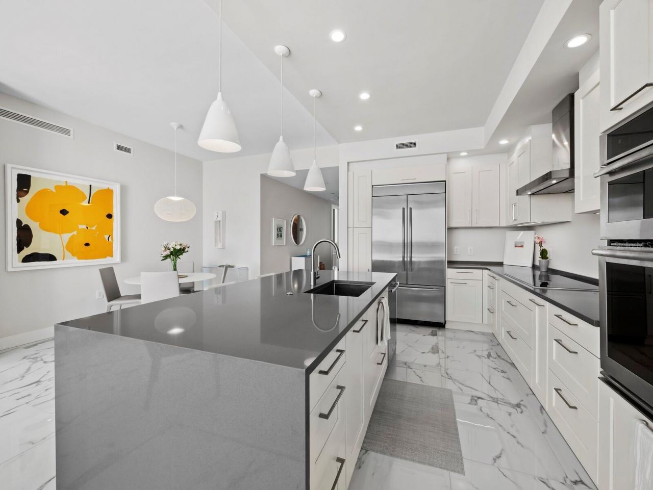 1155 N Gulfstream Avenue, Unit 906, Sarasota, FL 34236 Photo