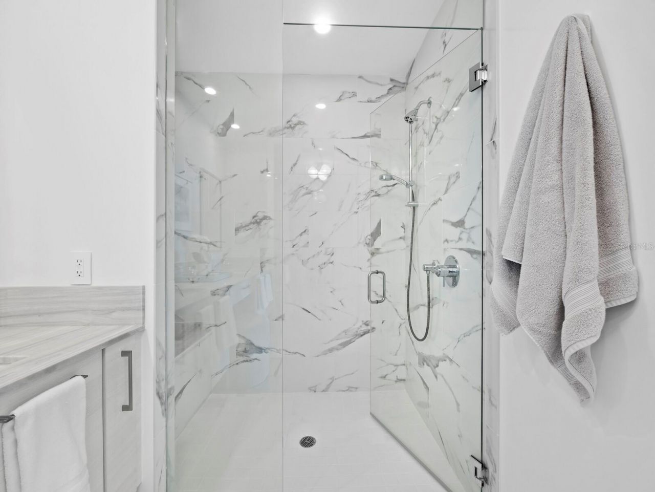 1155 N Gulfstream Avenue, Unit 906, Sarasota, FL 34236 Photo