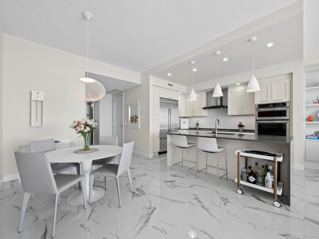 1155 N Gulfstream Avenue, Unit 906, Sarasota, FL 34236 Photo