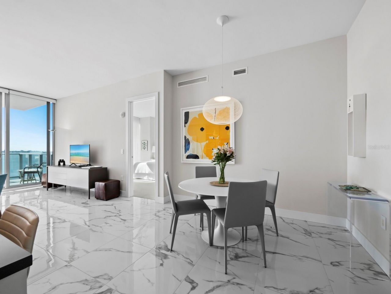 1155 N Gulfstream Avenue, Unit 906, Sarasota, FL 34236 Photo