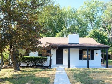 208 Zandale Drive, Lexington, KY 40503