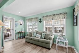 6001-1826 S Kings Hwy. photo 4