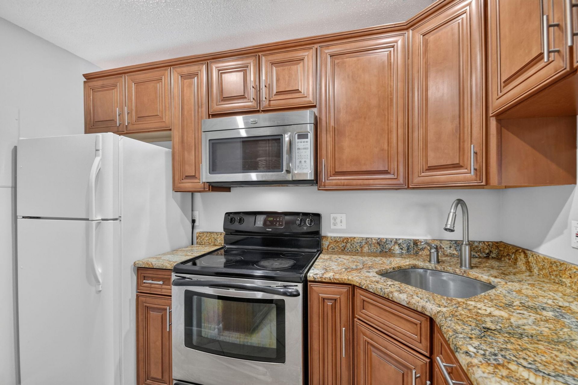 812 Sky Pine Way, Unit A3, Greenacres, FL 33415 Photo