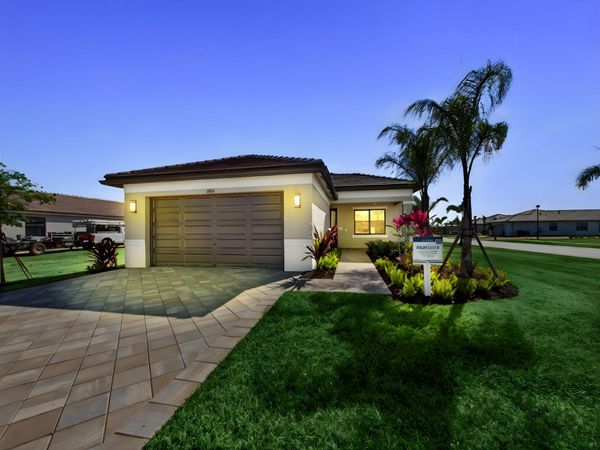 12406 SW High Tide Road, Port Saint Lucie, FL 34987