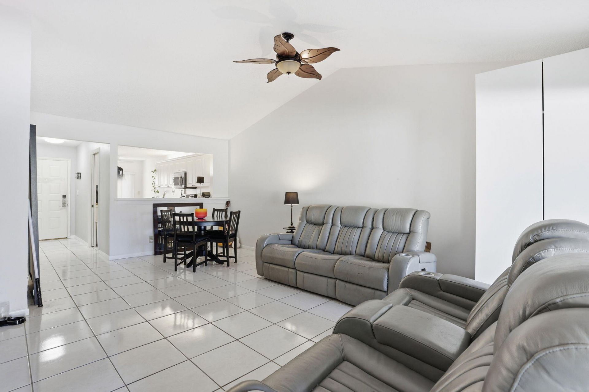 21547 Altamira Avenue, Boca Raton, FL 33433 Photo