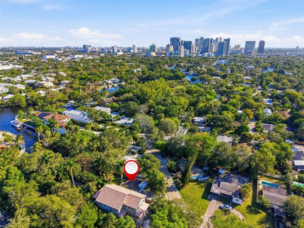 1435 SW 5th Ct, Fort Lauderdale, FL 33312
